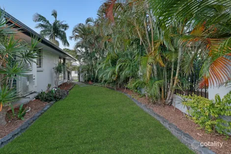 Property photo of 21 Essen Place Oxenford QLD 4210