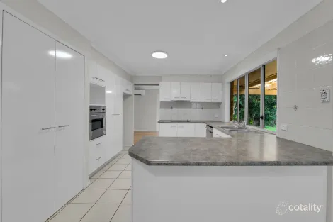 Property photo of 51 Wellington Street Ormiston QLD 4160