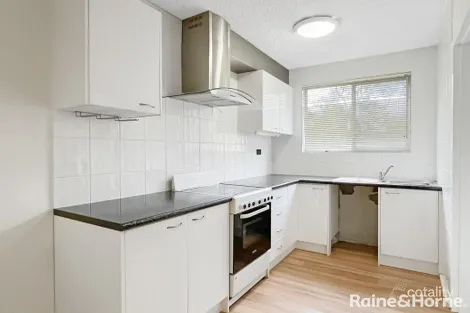 Property photo of 8/30 Trinculo Place Queanbeyan East NSW 2620