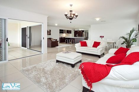 2 Pavia Pl, Augustine Heights, QLD 4300