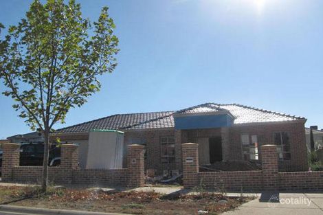 44 Mccubbin Dr, Taylors Lakes, VIC 3038