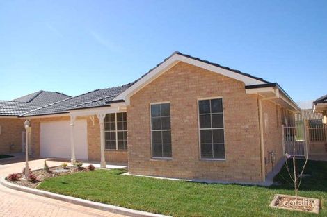 2/149 Bentinck St, Bathurst, NSW 2795