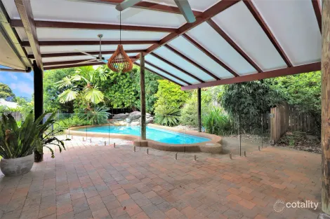 166 Harvey Rd, Redlynch, QLD 4870