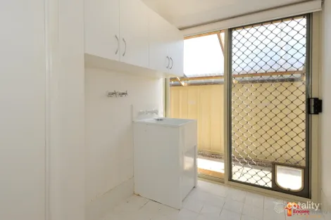 Property photo of 11 Muir Close Waikiki WA 6169