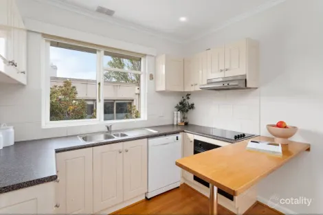 Property photo of 4/82 Paxton Street Malvern East VIC 3145