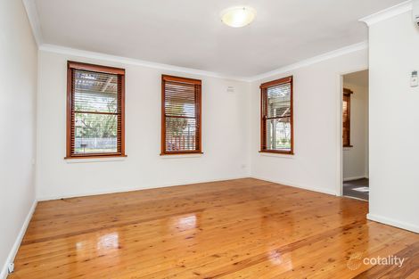 Property photo of 33 Salamaua Crescent Holsworthy NSW 2173