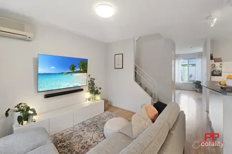 Property photo of 10/19 Fogerthorpe Crescent Maylands WA 6051