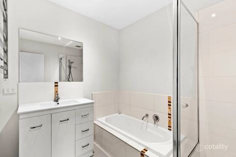 Property photo of 106/415 Highbury Road Burwood VIC 3125