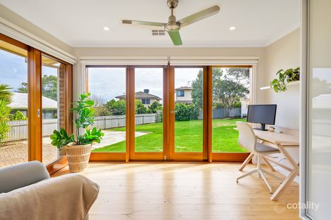 9 Kooraka Ct, Hallett Cove, SA 5158