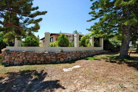 42 Windlass Ave, Ocean Reef, WA 6027
