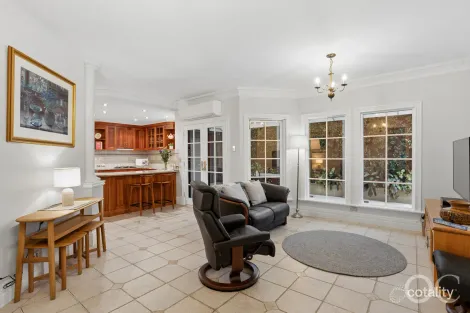 Property photo of 14 Henry Martin Square Magill SA 5072