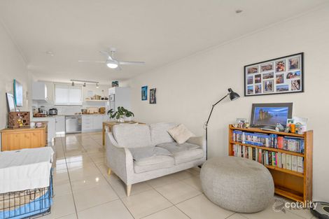 Property photo of 6/241 Cavendish Road Coorparoo QLD 4151