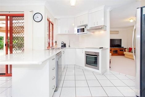 Property photo of 36 Blue Grass Crescent Eight Mile Plains QLD 4113