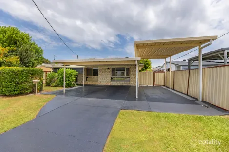 11 Dianthus Ave, Banksia Beach, QLD 4507