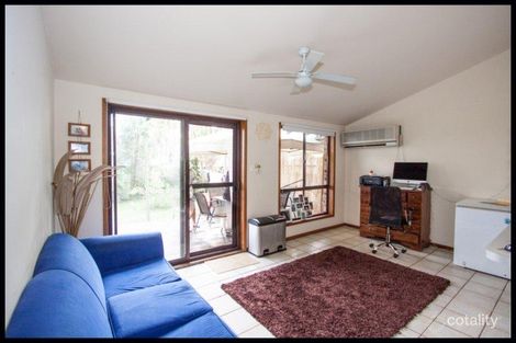 Property photo of 5 Leumeah Avenue Chain Valley Bay NSW 2259