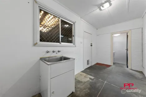 Property photo of 8 Broadway Embleton WA 6062