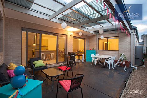 Property photo of 6 Aqua Walk Point Cook VIC 3030