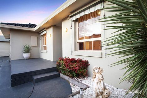 Property photo of 19 Katrina Drive Gladstone Park VIC 3043