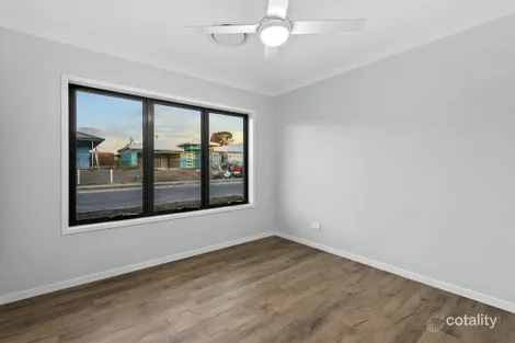 Property photo of 72 Redcomb Drive Park Ridge QLD 4125