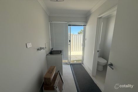 Property photo of 16 Armadan Court Byford WA 6122