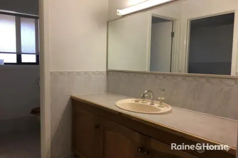 Property photo of 2A Emeroo Court Roxby Downs SA 5725