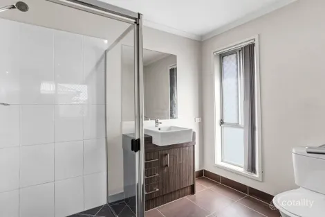 Property photo of 50 Denham Circuit Willow Vale QLD 4209