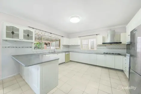 Property photo of 33 Sprigg Place Mount Colah NSW 2079