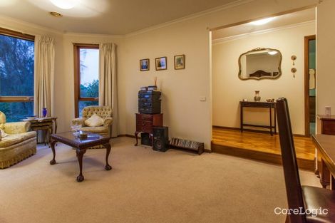 Property photo of 8 Huntly Court Langwarrin VIC 3910