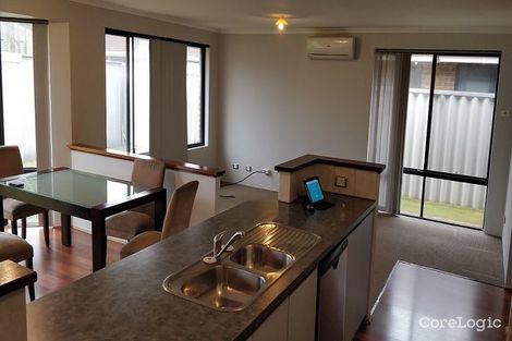 Property photo of 9 Carmana Lane Warnbro WA 6169