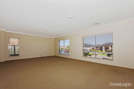 Property photo of 12 Beaurepaire Drive Point Cook VIC 3030