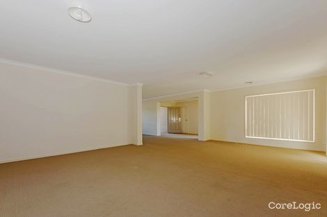 Property photo of 12 Beaurepaire Drive Point Cook VIC 3030