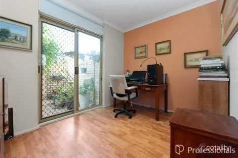 Property photo of 12/2 Railton Place Dianella WA 6059