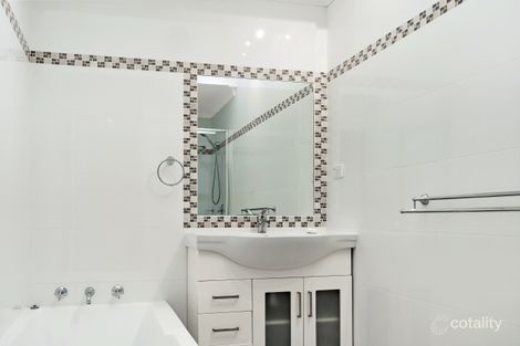 Property photo of 27 Sunlight Parade Fishing Point NSW 2283