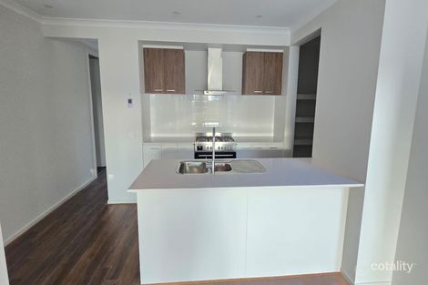 Property photo of 78 Truncata Drive Tarneit VIC 3029