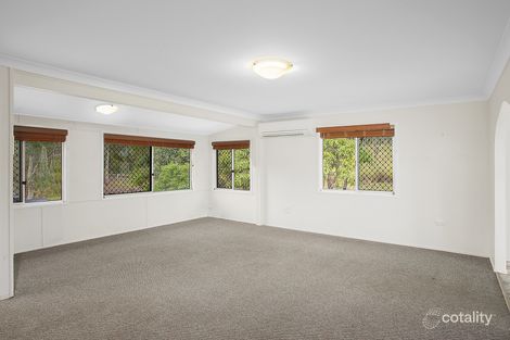 Property photo of 338 Bloxsom Street Koongal QLD 4701