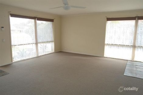 5 Carnoustie Dr, Sunbury, VIC 3429