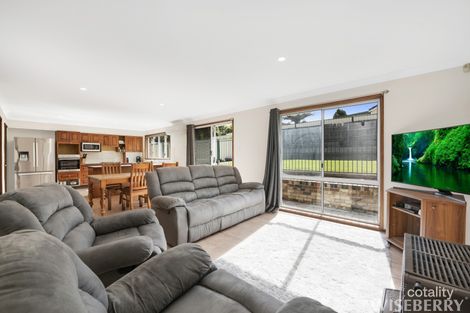 Property photo of 32 Conroy Crescent Kariong NSW 2250