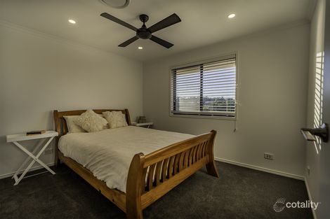 Property photo of 39 Crestwood Drive Molendinar QLD 4214