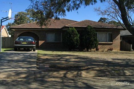 16 Heron Cres, St Clair, NSW 2759