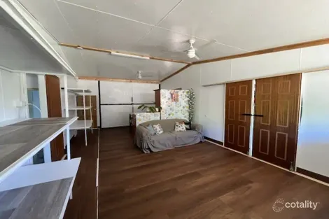 Property photo of 42 Goanna Flats Road Rubyvale QLD 4702