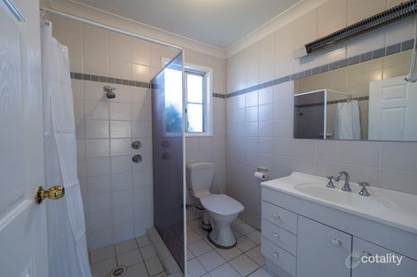 Property photo of 80 Catherine Street Mannering Park NSW 2259
