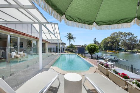 Property photo of 11 Andrew Avenue Broadbeach Waters QLD 4218