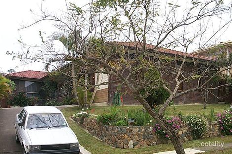 9 Redleaf St, Mansfield, QLD 4122