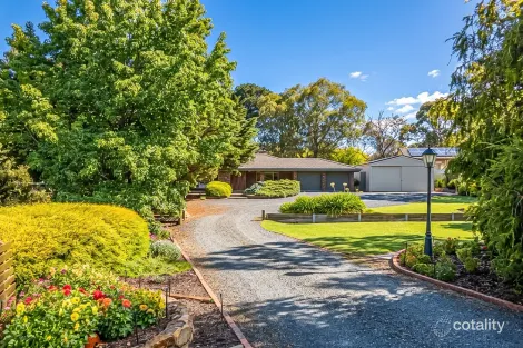 2 Downing St, Mount Barker, SA 5251