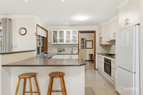 Property photo of 2 Downing Street Mount Barker SA 5251