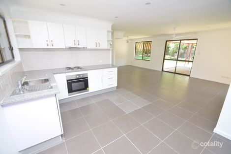 Property photo of 2/12 Jessica Court Arundel QLD 4214