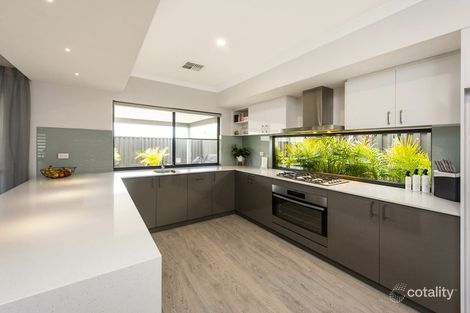 Property photo of 15 Barrack Way Bushmead WA 6055