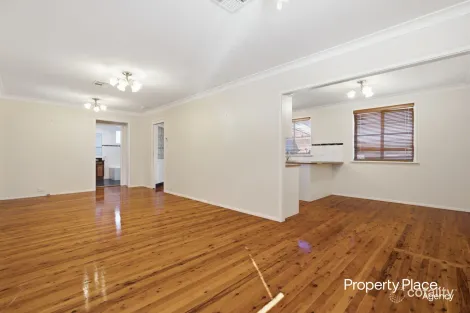 Property photo of 7 Apex Avenue Picnic Point NSW 2213