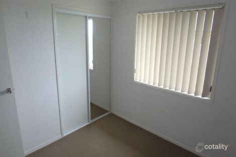 Property photo of 10 Halloran Court Thabeban QLD 4670