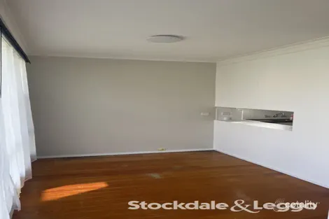 Property photo of 17 Little Crescent Traralgon VIC 3844